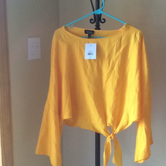 Topshop Tops - TOPSHOP Flare Sleeve Top with Tie Front -NWT